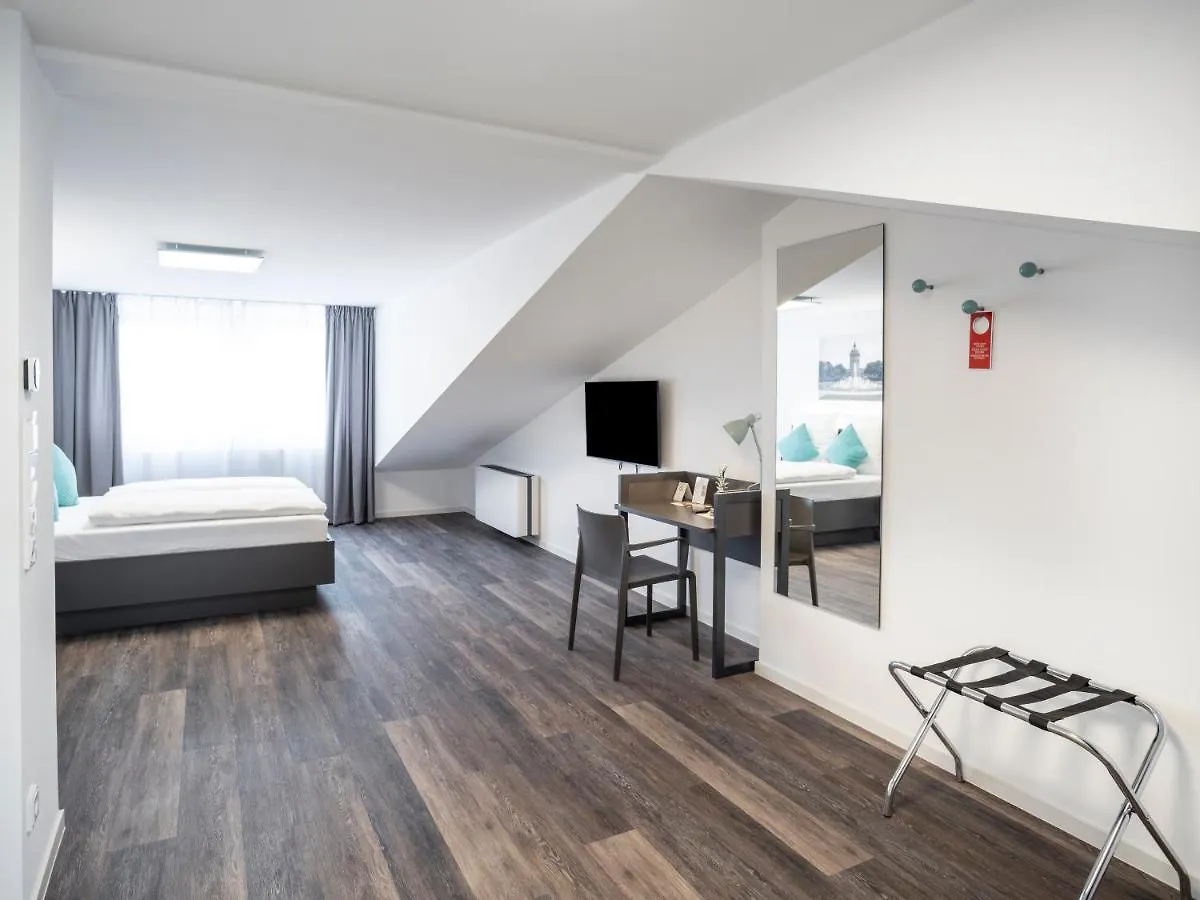 ****  Hotel BoardingWorld City Airport Mannheim Deutschland