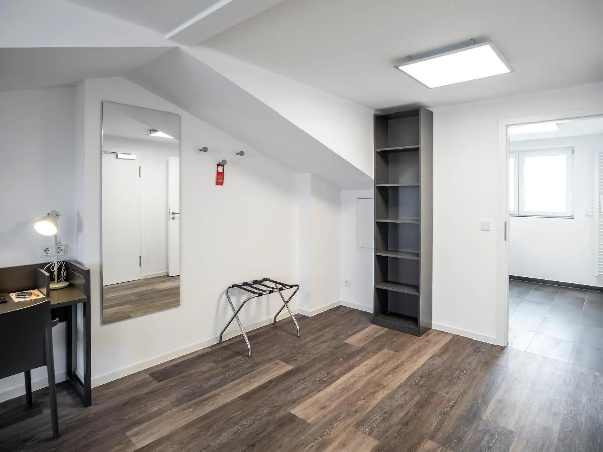 Hotel BoardingWorld City Airport Mannheim 4*,